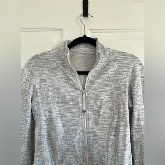 Lululemon Define Jacket - Picture 4 of 5
